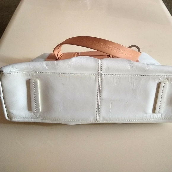 Tommy Hilfiger handbag - Picture 4 of 5